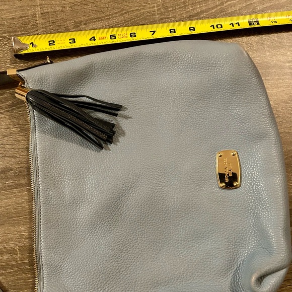 Michael Kors Bedford Large Shoulder Bag Light Blue Pebbled Leather VGUC w/ Strap - Picture 9 of 9